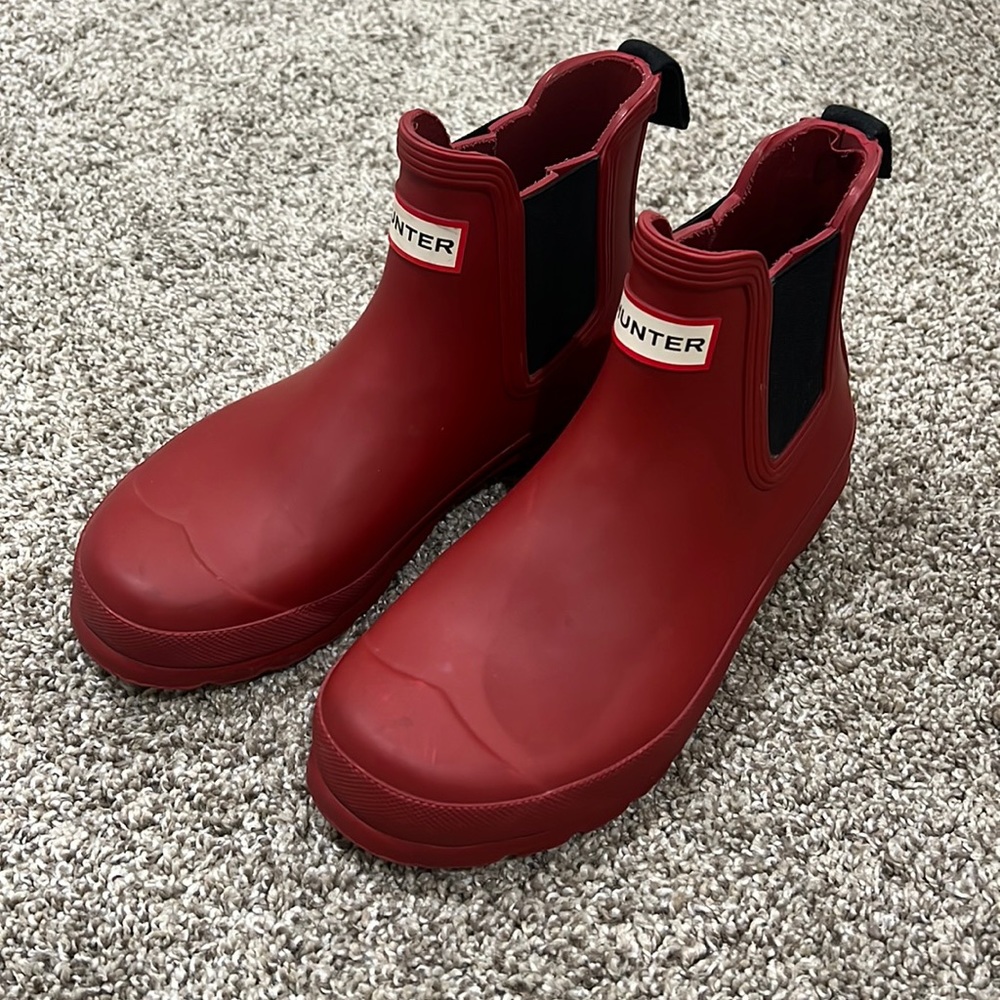 Red short hunter boots